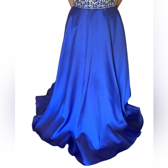 The Secret Dress Off the Shoulders Elegant Blue Formal Prom Dress - Picture 3 of 16